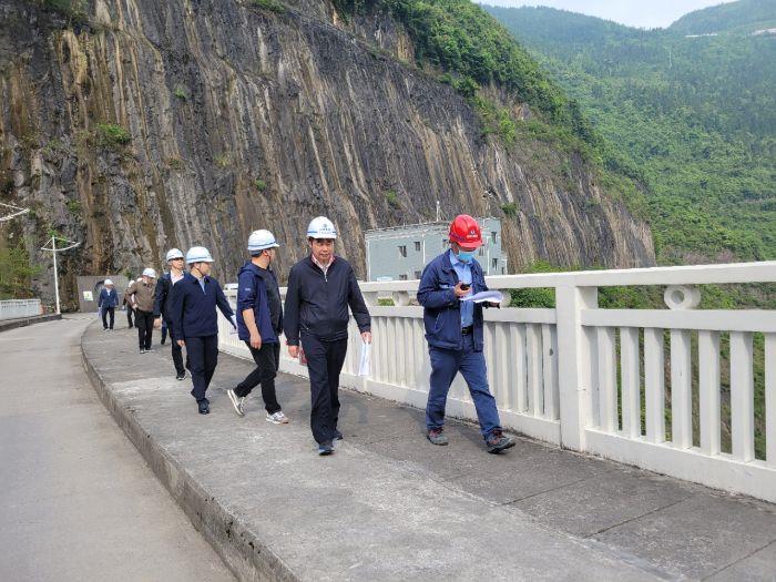 現場指揮(攝影:許豐) 現場指揮(攝影:許豐)